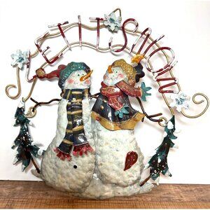 Metal Wreath With Snowmen and trees 10'' With Hanger 3D